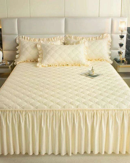 Plush Quilted Mattress Protector with Solid Color Bed Skirt - Skin-friendly Bedspread (No Pillowcase)