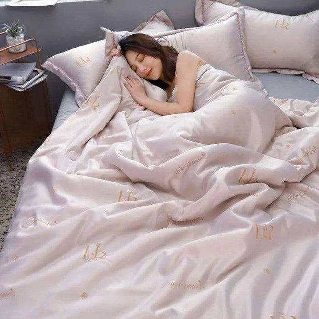 Hyaluronic Acid Cooling Silk Summer Comfort Quilt