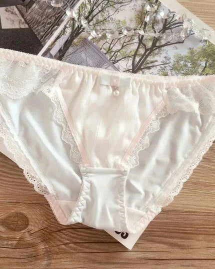 Whimsical Strawberry Ruffle Seamless Women's Underwear for Girls in Japanese Fashion