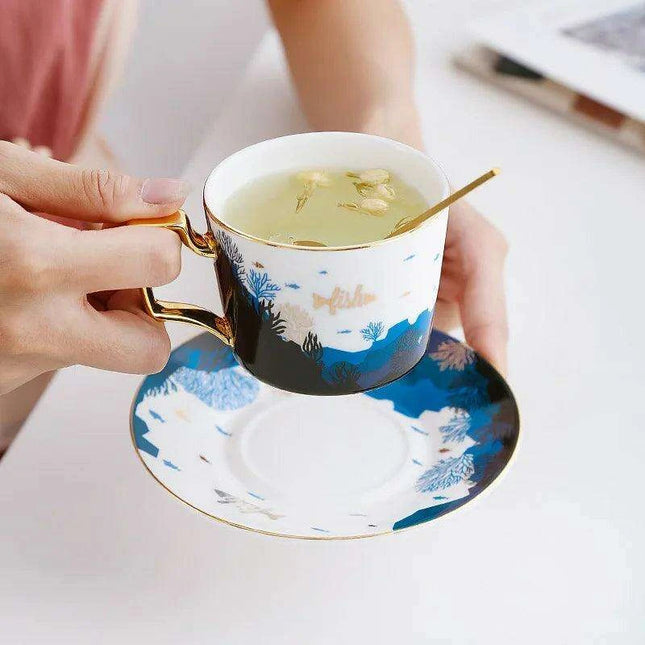 Luxurious Gold-Accented European Ceramic Coffee and Tea Set - Elegant 4-Piece Gift Collection