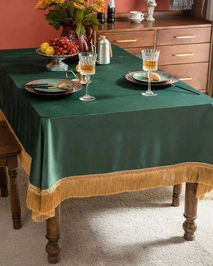 Elegant Tassel Table Linen Set for Upscale Dining Affairs