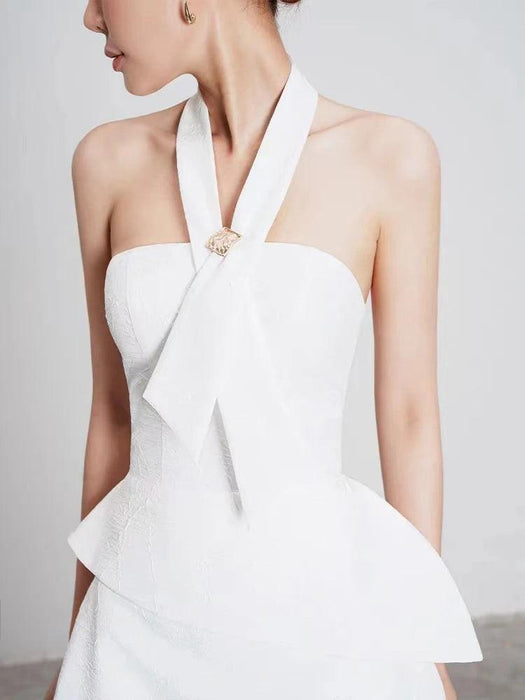 Elegant Women's Summer Evening Halter Top and Flowing Skirt Ensemble for 2024