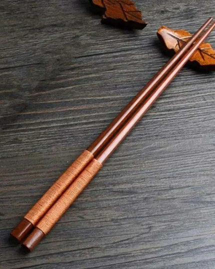 Handcrafted 23.5CM Chestnut Wood Sushi Chopsticks - Elegant Dining Gift for Japanese & Chinese Cuisine
