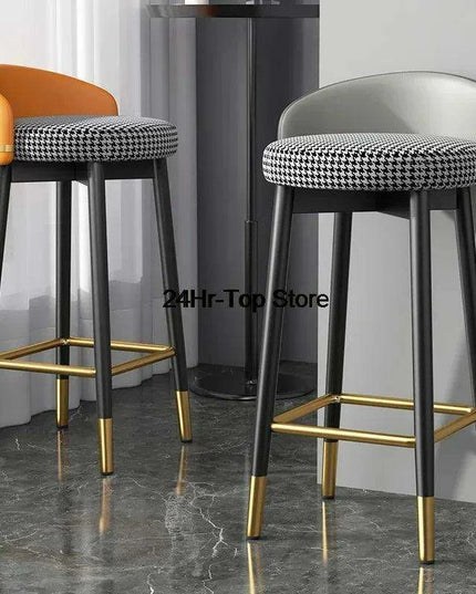 Sleek Scandinavian Leather Gaming and Vanity Stool - Trendy Seating for Modern Interiors