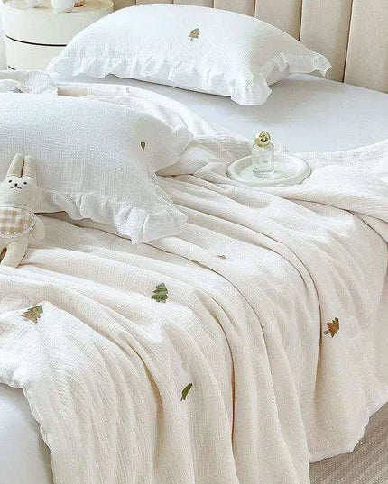 Luxury Summer Soybean Duvet Insert - Double-Layered Cotton Quilt with Elegant Embroidery