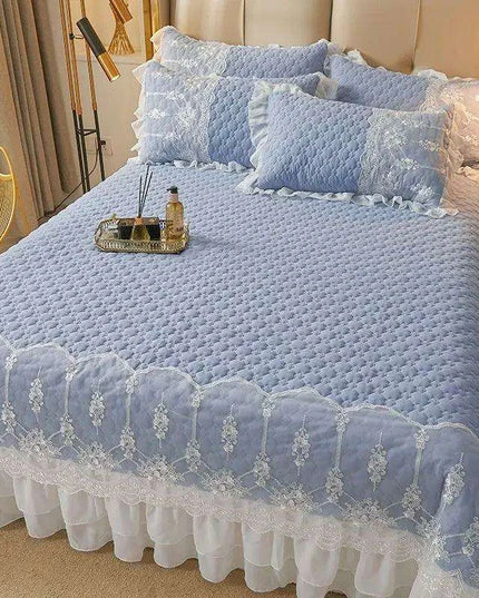 Luxurious Summer Quilted Bedspread for Couples - King Size White Bedding (180x200cm)