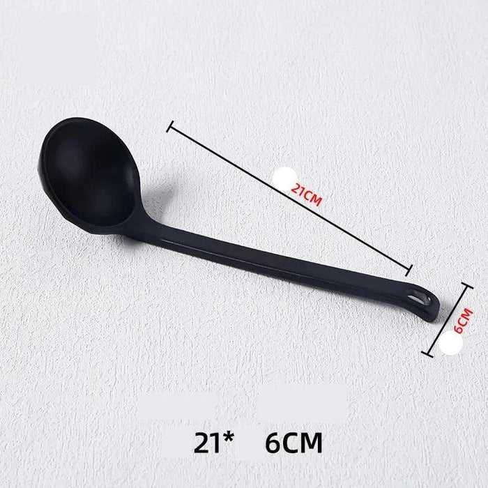 Stylish Melamine Soup Spoon for Ramen, Wontons, and Dumplings - High-Quality Kitchen Essential