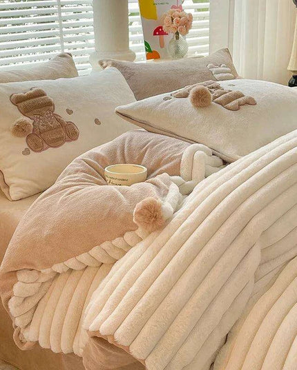 Luxurious Faux Rabbit Velvet Duvet Cover Set - Plush Bedding Collection with Pillowcases in Multiple Sizes