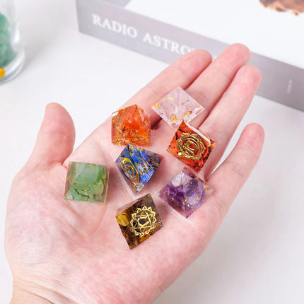 Natural Crystal Mini Pyramid Statue — Reiki & Feng Shui Amulet, 2 cm