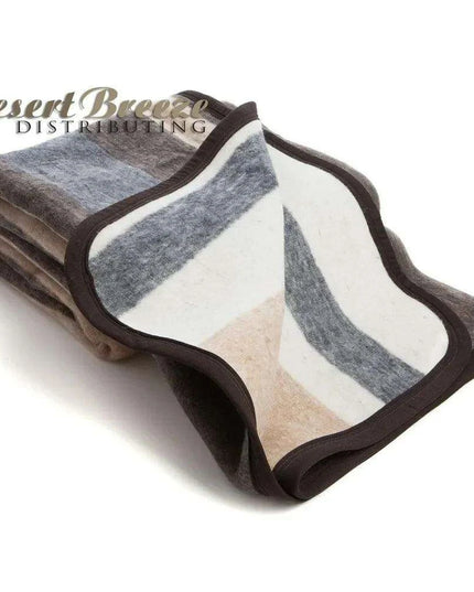 Andean Alpaca & Sheep Wool Queen Blanket - Handcrafted Luxury Bed Coverlet from Peru