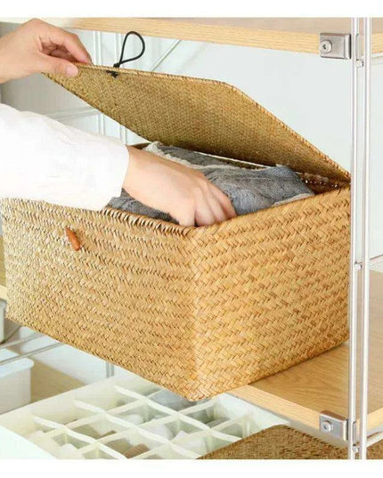 Natural Seagrass Woven Storage Container with Lid - Stylish Basket for Bath Essentials, Cosmetics, and Towels