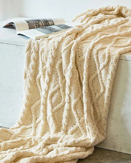 Charming Chenille Knit Throw Blanket with Delightful Pompoms - Cozy Elegance for Your Living Space