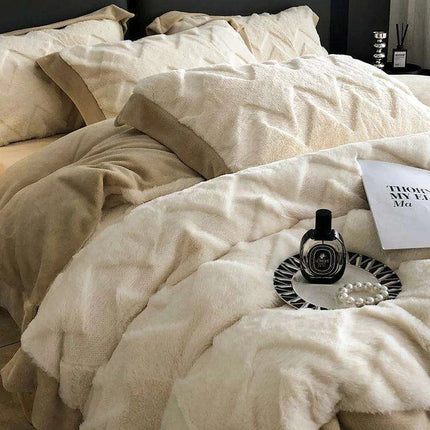 Plush Coral Velvet Winter Bedding Set with Cozy Duvet and Comforter