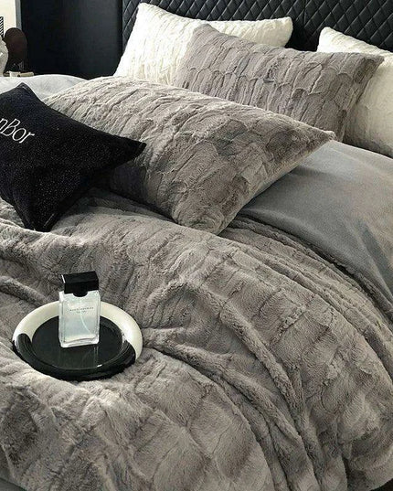 Luxury Black Plush Shaggy Bedding Set - 4 Piece Velvet Duvet Cover Collection