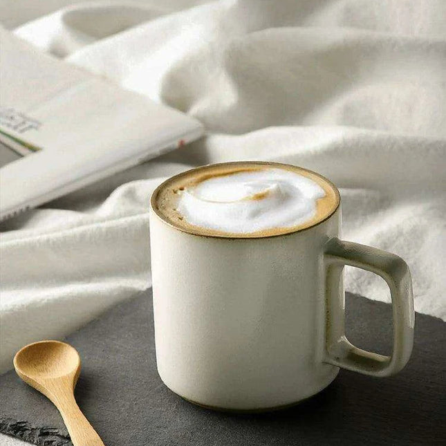 Artisan Vintage Clay Stoneware Coffee Mug - A Touch of Rustic Charm for Your Home