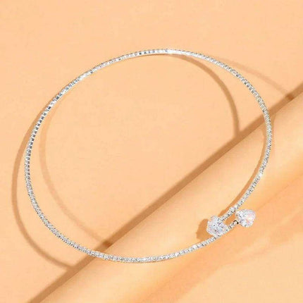 Sparkling Heart-Shaped Open Collar Choker Necklace for Women - Chic and Stylish Jewelry Accessory