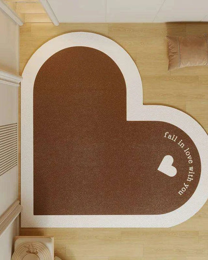 Chic Heart-Shaped Welcome Mat - A Touch of Elegance for Your Home