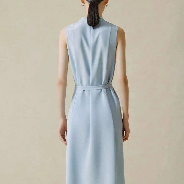 Chic Sleeveless Silk V-Neck Dress with Pleated Waistband Design