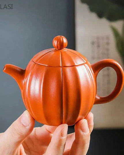 Artisan Handcrafted Mud Teapot - Dual Capacity Infuser with Precision Brewing System