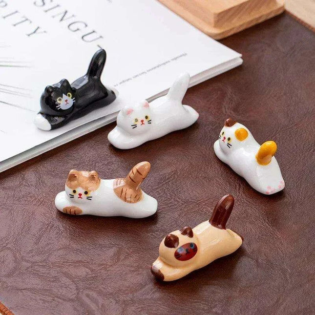 Set of 5 Cute Cat-Themed Ceramic Utensil Holders - Fun Japanese Chopstick Rests for a Joyful Dining Experience