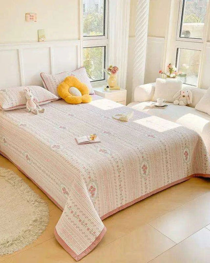 Chic Cotton Bedspreads for Double and Queen Size Beds - Cozy Princess-Inspired Covers for a Stylish Bedroom Retreat