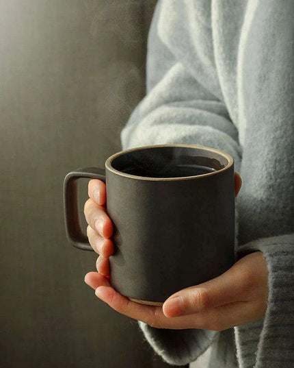 Artisan Vintage Clay Stoneware Coffee Mug - A Touch of Rustic Charm for Your Home