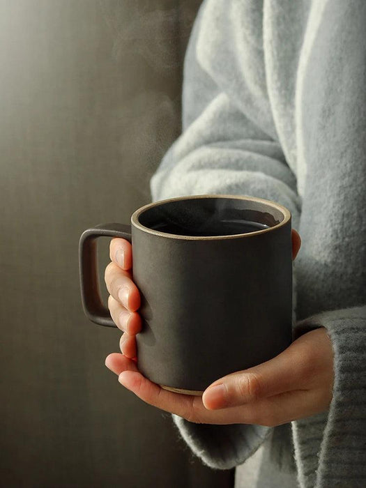 Artisan Vintage Clay Stoneware Coffee Mug - A Touch of Rustic Charm for Your Home