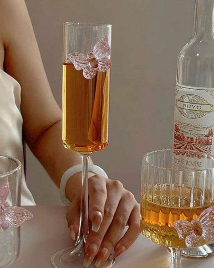 Enchanting Pink Butterfly Bowknot Glass Goblet – Elegant Drinkware for Every Festivity