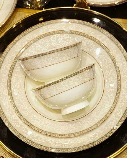 Glamorous Stainless Steel Cutlery Collection for Sophisticated Dining