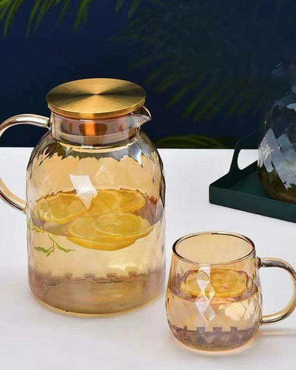 Amber Elegance: Stunning Glass Teapot with Yixing Clay Kettle and Built-in Strainer