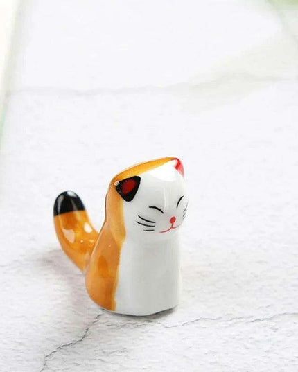 Whimsical Cat-Inspired Ceramic Chopstick Holder - Delightful Japanese Dining Accessory