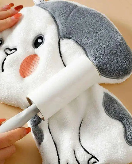Adorable Dog-Shaped Coral Velvet Hand Towel with Convenient Hanging Loop - Perfect for Home Decor