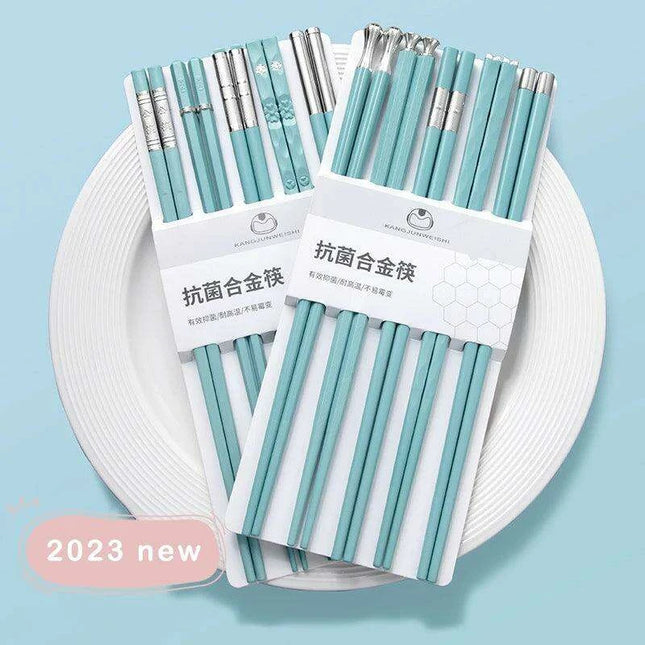 Sophisticated Non-Slip Sushi Chopsticks Set - 5 Pairs for Gourmet Dining