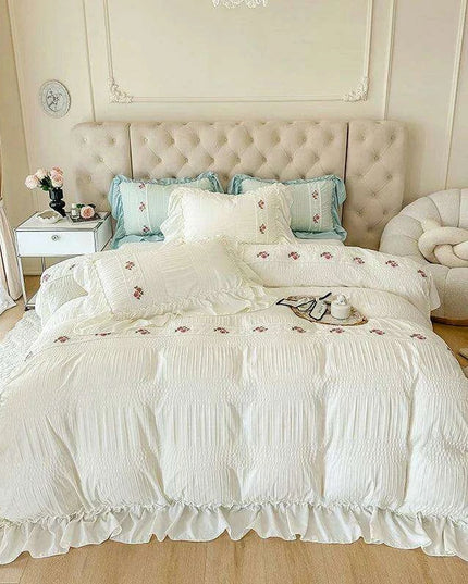 Elegant Seersucker Lace Ruffle Bedding Set