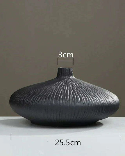 Stunning Black Crackle Ceramic Zen Vase for Sophisticated Home Accents and Floral Displays