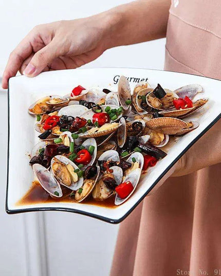 Sophisticated White Crescent Ceramic Dining Set - European Elegance for Every Occasion