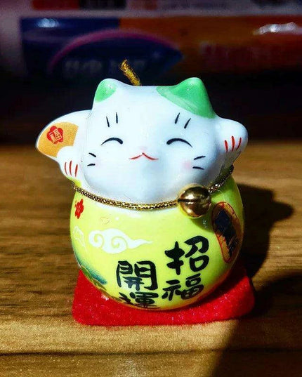 Charming Japanese Ceramic Lucky Cat Daruma Figurine for Home Decor and Gifting