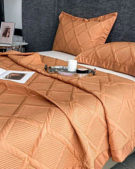 Luxurious Lightweight Tencel Summer Quilt Set with Pillowcases - Double Queen Size Bedspread