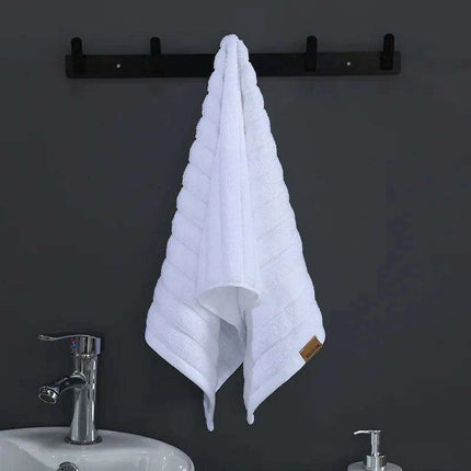 Luxury Combed Cotton Towel Set: Elevate Your Daily Comfort