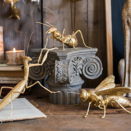 Resin Handicraft Golden Insect Bees Mantis Ant Artificial Sculpture Decorative Figurines Home Decoration Accessories resin-handicraft-golden-insect-bees-mantis-ant-artificial-sculpture-decorative-figurines-home-decoration-accessories