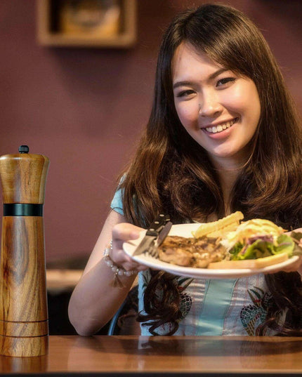 Customizable Ceramic Grinder Acacia Wood Pepper Mill for Gourmet Chefs