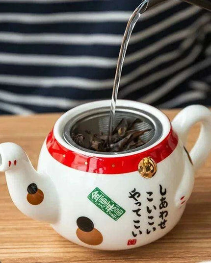 Delightful Maneki Neko Ceramic Tea Set for Enchanting Gatherings
