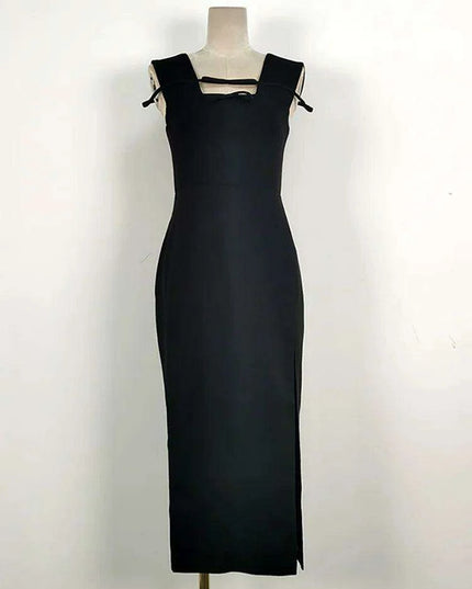 Elegant Black Sleeveless Evening Dress with Bow Detail and High Slit