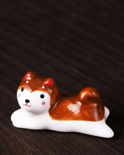 Charming Cat-Inspired Ceramic Chopstick Holder for Elegant Dining