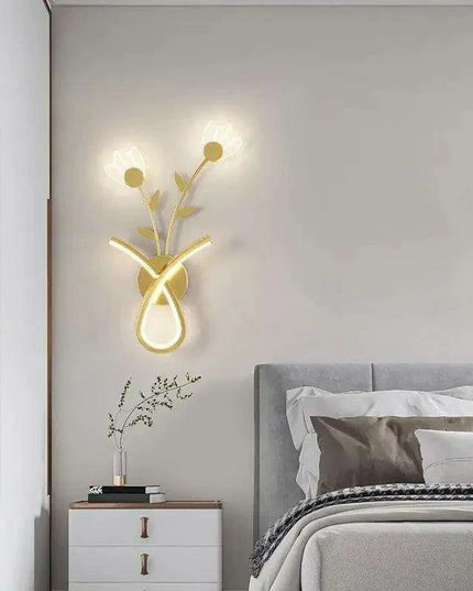 Sleek Contemporary LED Wall Sconce for Elegant Home Illumination