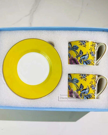Vintage Elegance Couple's Ceramic Cup and Saucer Set - Perfect for Home and Office Enjoyment