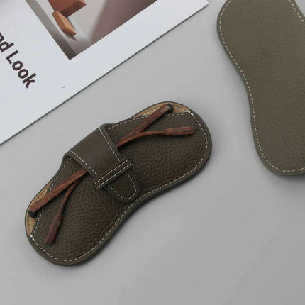 Elegant Leather Eyewear Case for Stylish Protection and Durability