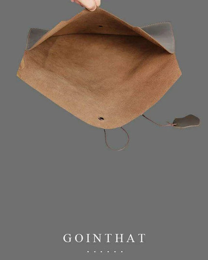 Sophisticated Leather Laptop Case for the Modern Professional Woman