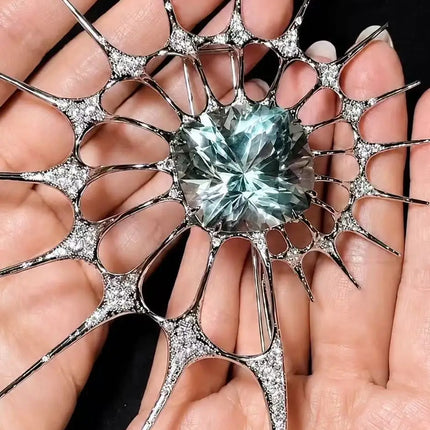 Shop1104304346 Luxury Spiky Rhinestone Gothic Brooch Pin for Coat