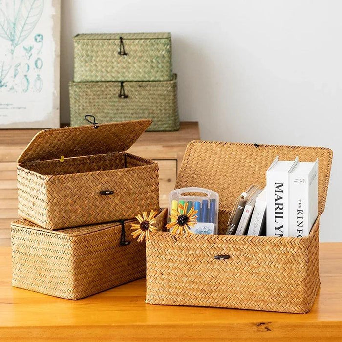 Natural Seagrass Organizer Basket with Lid - Stylish Storage Solution for Cosmetics, Sundries, and Laundry